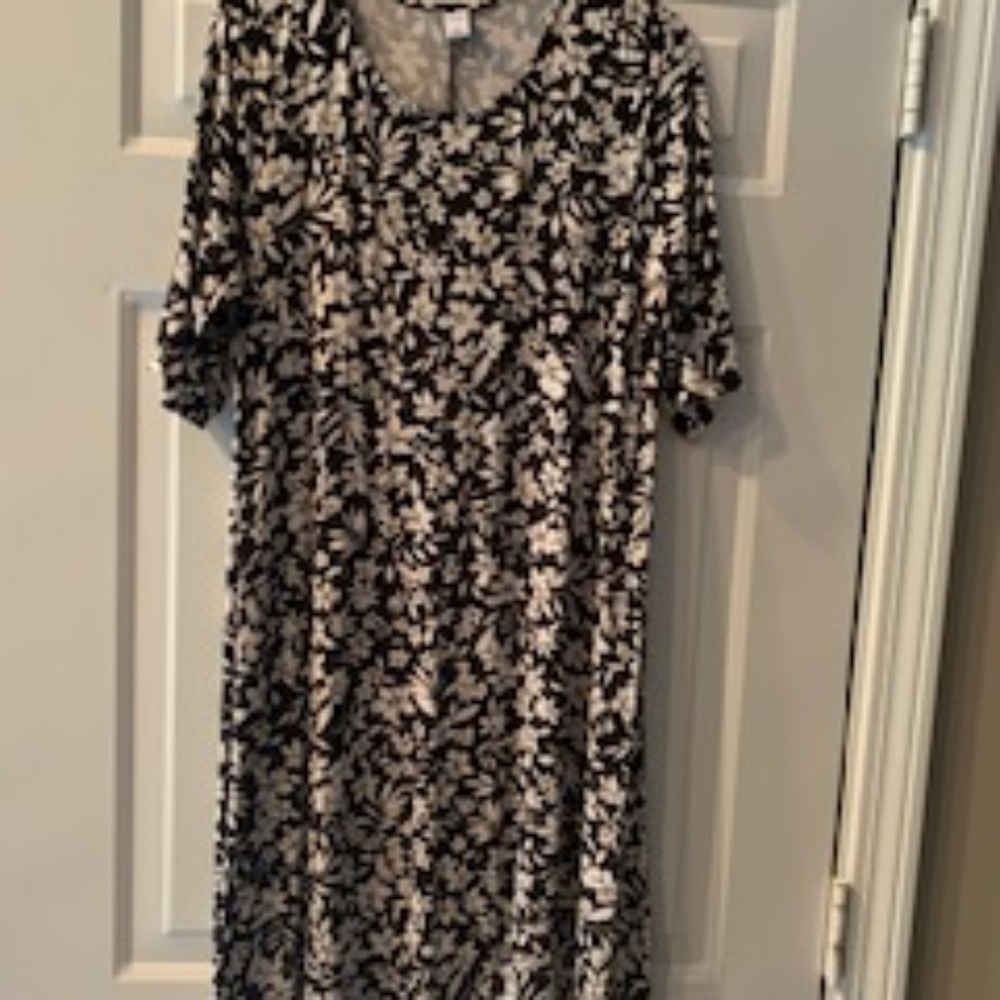 Knit Swing Dress with Elbow Sleeves